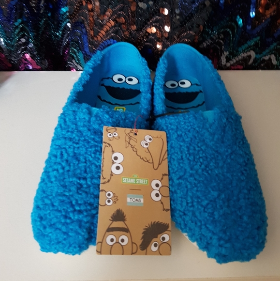 Tom's Cookie Monster shoes - Picture 2 of 3